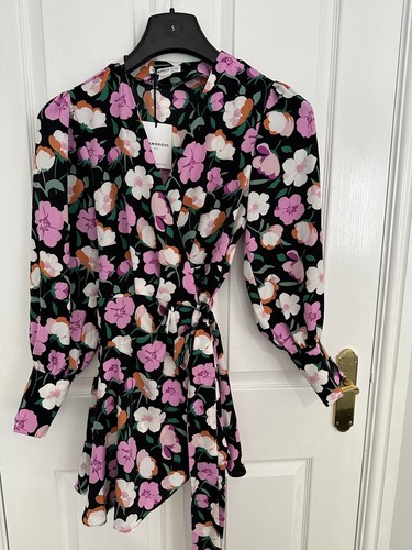Pretty dress perfect for - pretty,