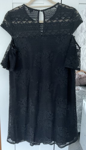 Black lace occasion dress - black,