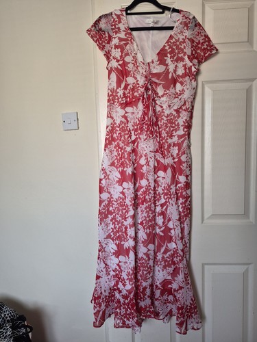 Red and white - red,