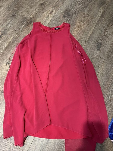 Wallis pink detailed - wallis, neck