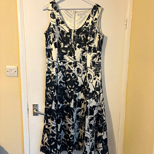 Tina taylor black ivory - &,