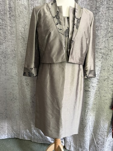 Roman size grey - size,